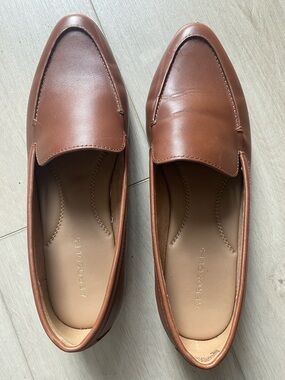 AEROSOLES Women’s Tan Leather Slip-On Loafers
